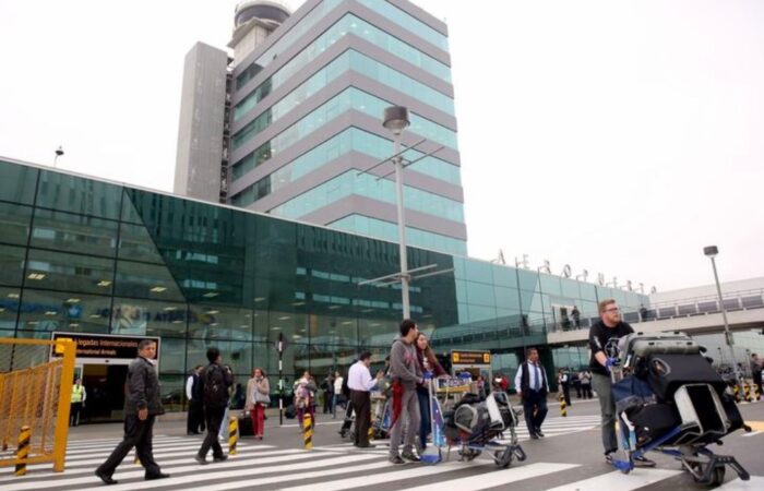 lima transfer peru