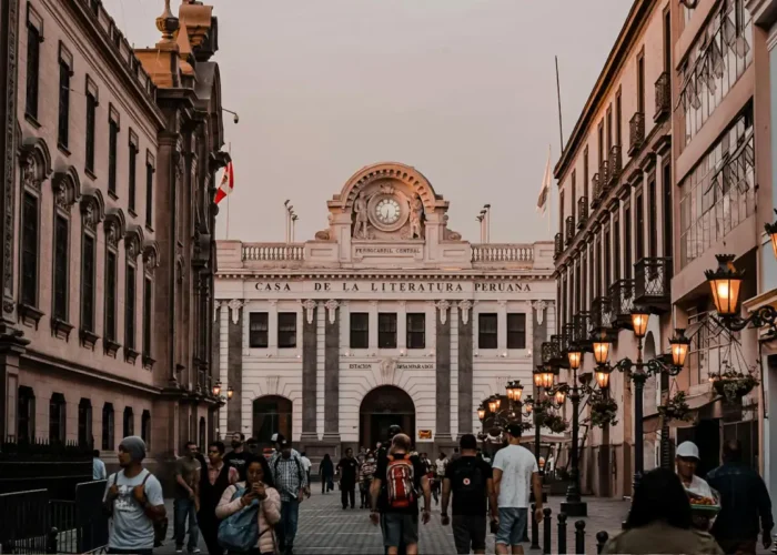 Affordable tours to Lima