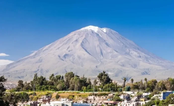 Colca Canyon 2 Day Tour from Arequipa to Puno